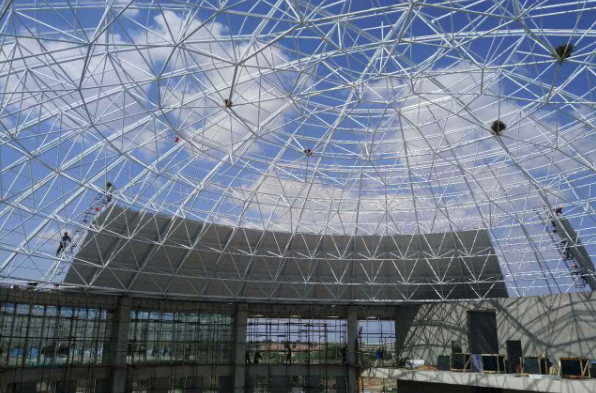 拉萨网架公司为大家分享干煤棚在后期的维护措施